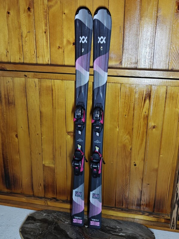 LYŽE VOLKL SHINE JR 140CM --MODEL 2026--